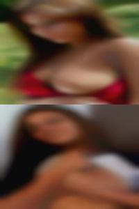 Naked swingers Illinois housewife.